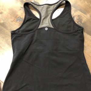 Lululemon scoop neck top
